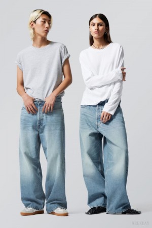 Weekday Astro Loose Baggy Jeans Kék | KZKR7269