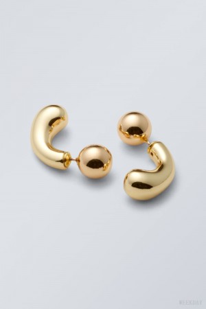 Weekday Bean Earrings Golden | XITL6194