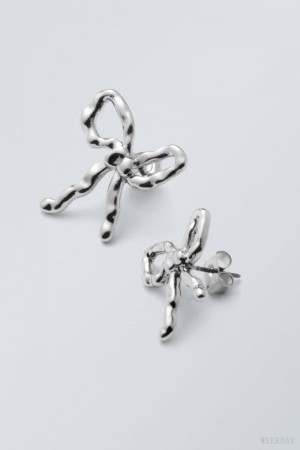 Weekday Bow Earrings Titán | QFDN7173