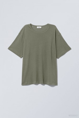 Weekday Boxy Relaxed T-shirt Khaki | ZHTP2330