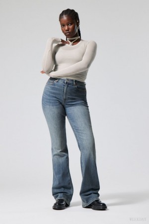 Weekday Glow Curve High Flared Jeans Kék | ZZIZ4538