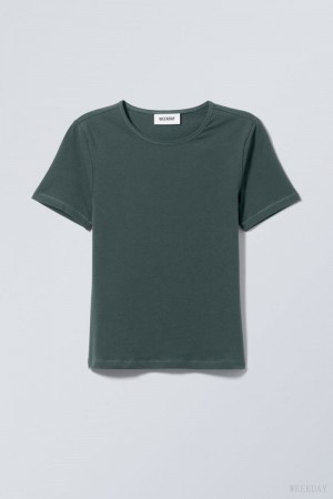 Weekday Slim Fitted T-shirt Sötétzöld | MXUQ5205