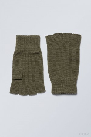 Weekday Wood Gloves Sötétkhaki | TUCC8048