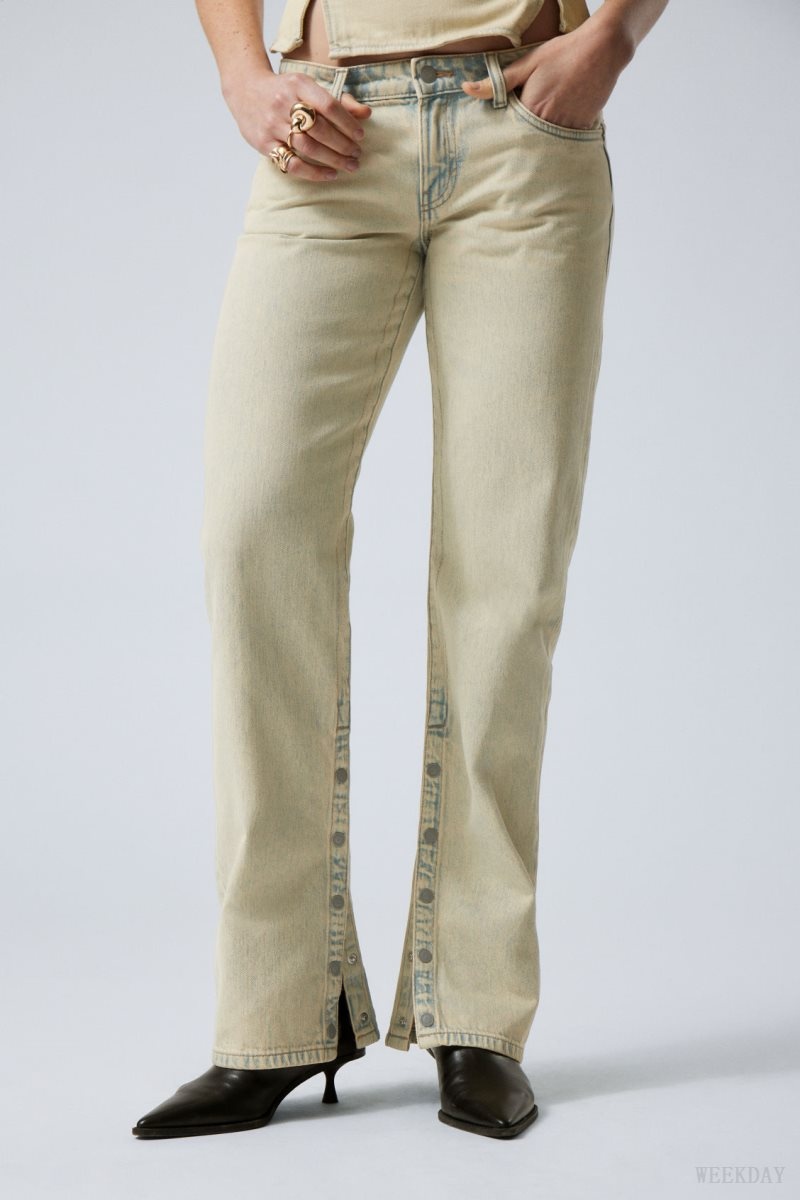 Weekday Arrow Low Egyenes Slit Jeans Sunbleached | HRWV3732