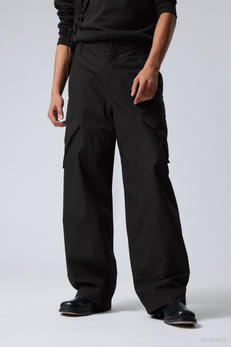 Weekday Astro Loose Asymmetric Cargo Trousers Fekete | PTSL3383