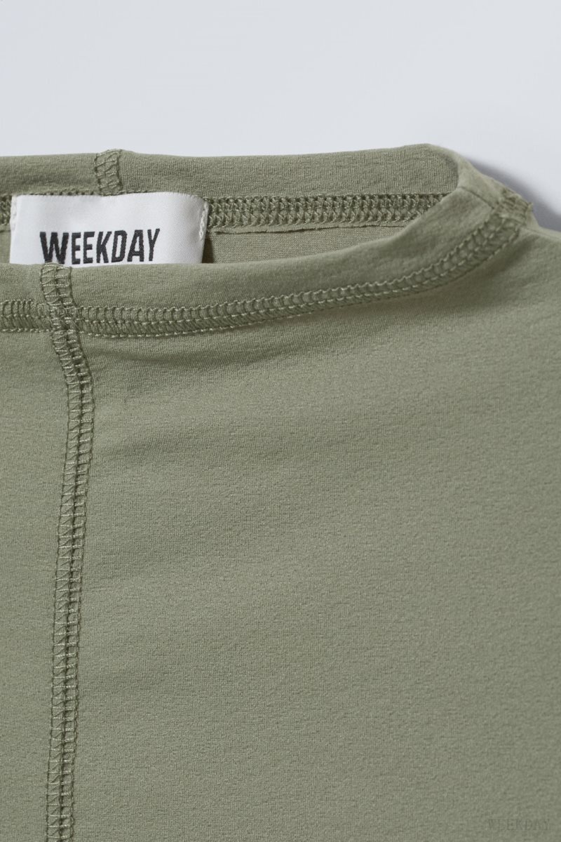 Weekday Jen Mockneck Top Khaki Zöld | GPLS2045