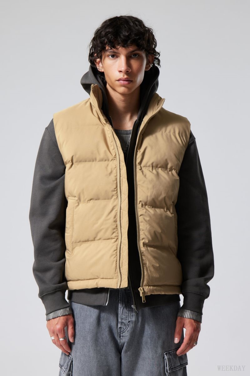 Weekday Kip Puffer Vest Bézs | YPAL9121