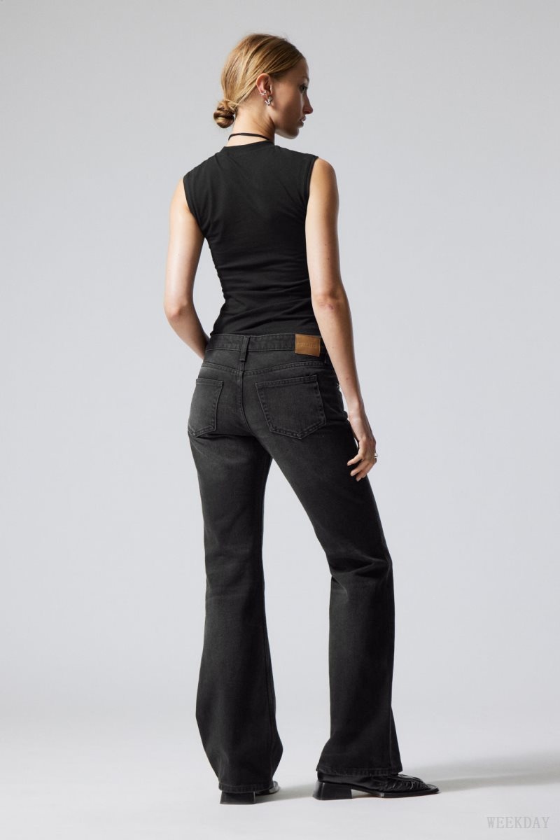 Weekday Nova Low Slim Bootcut Jeans Fekete | QIDO5043