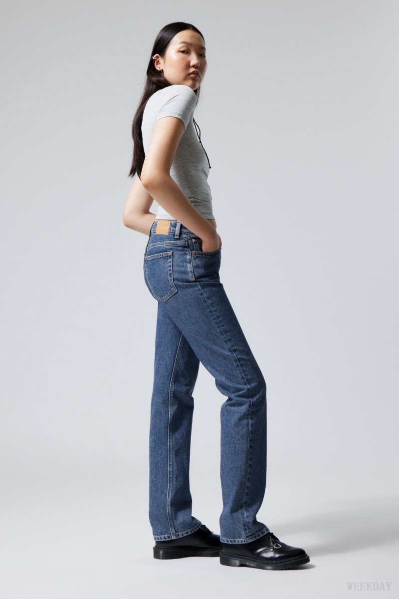 Weekday Pin Mid Egyenes Jeans Kék | HMMQ3652