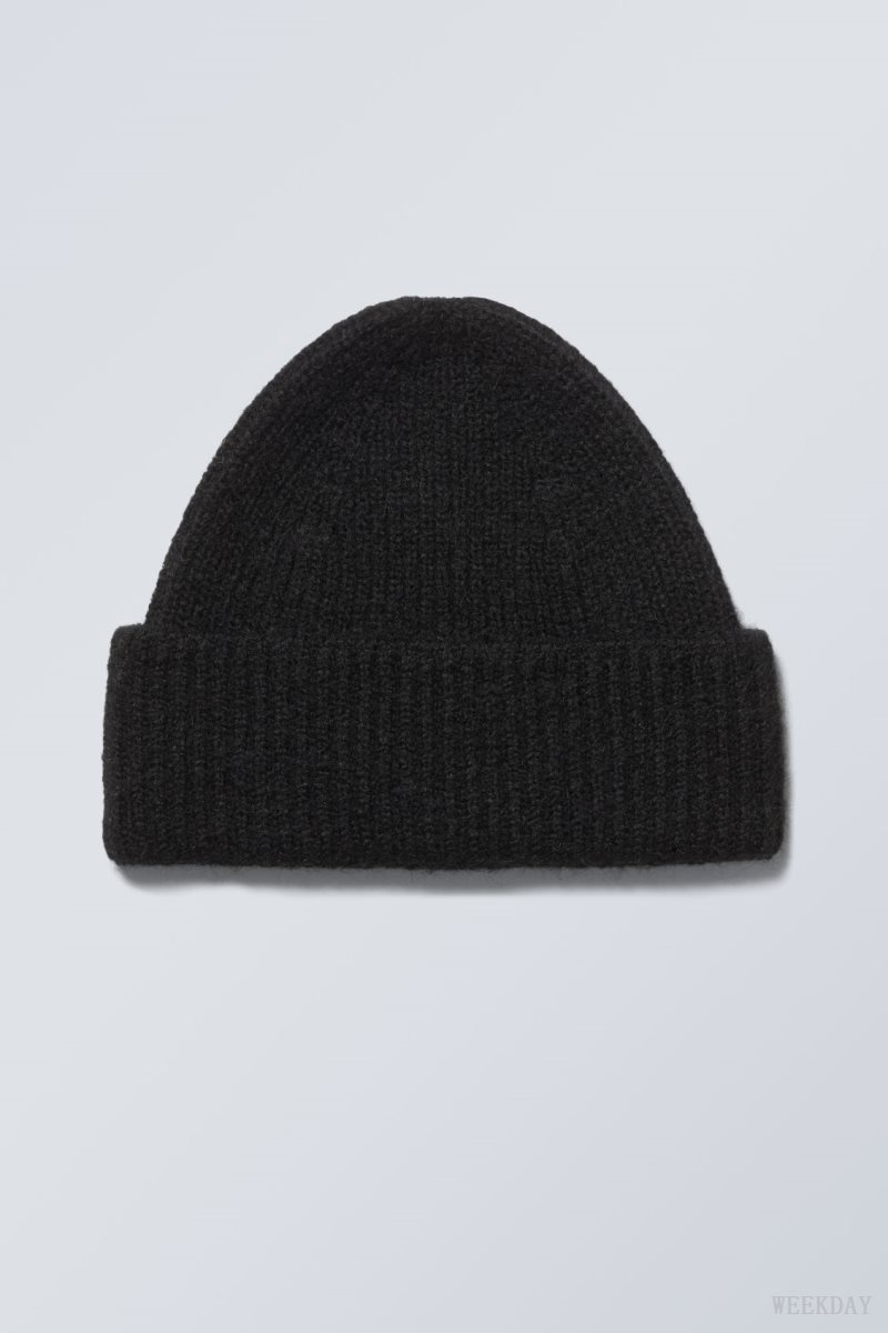 Weekday Pow Beanie Fekete | YCKN0334