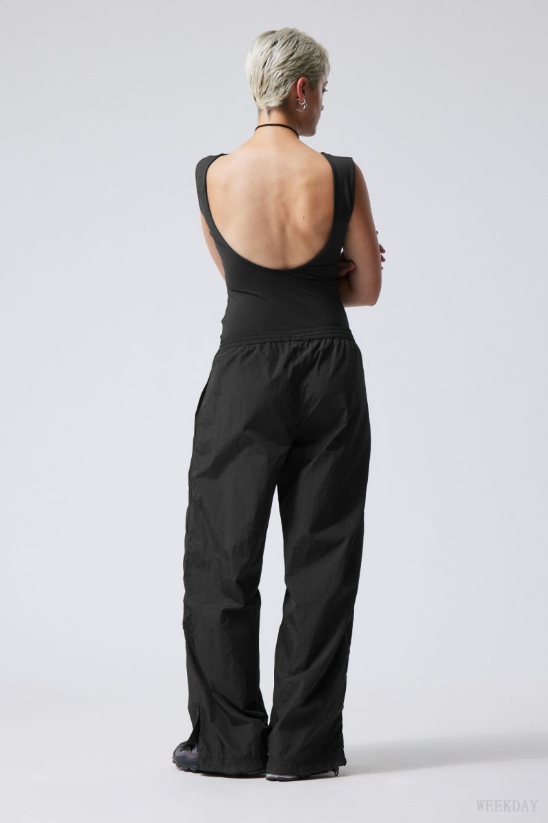 Weekday Simona Side Zip Pálya Trousers Fekete | SUQA5658