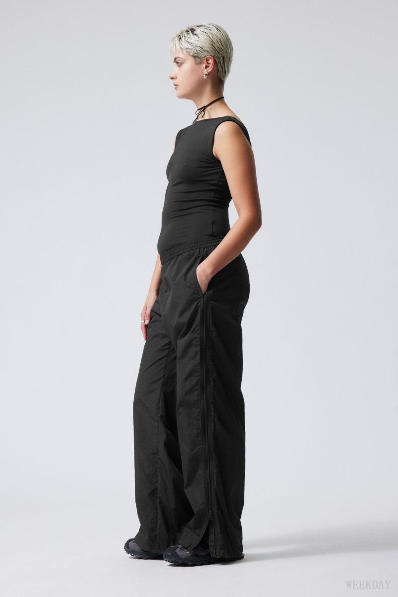 Weekday Simona Side Zip Pálya Trousers Fekete | SUQA5658