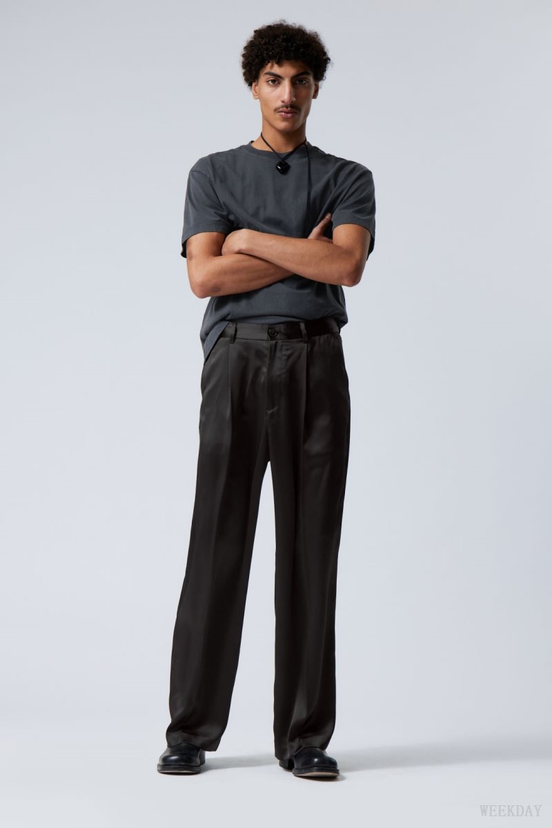 Weekday Uno Loose Shiny Trousers Fekete | MDVR4670